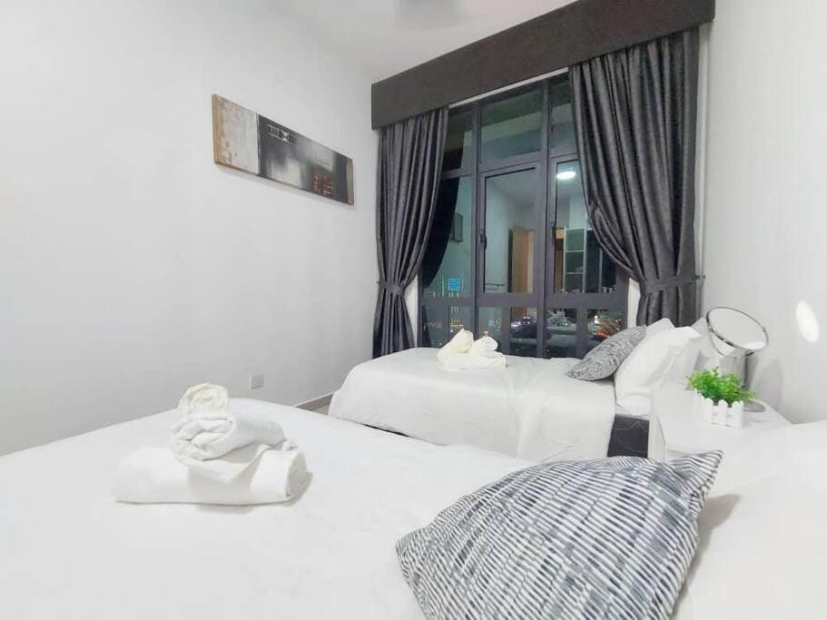 Legasi At Kampong Bahru With Full Kl View, 10Min Walk Train Station & Klcc Appartement Kuala Lumpur Buitenkant foto